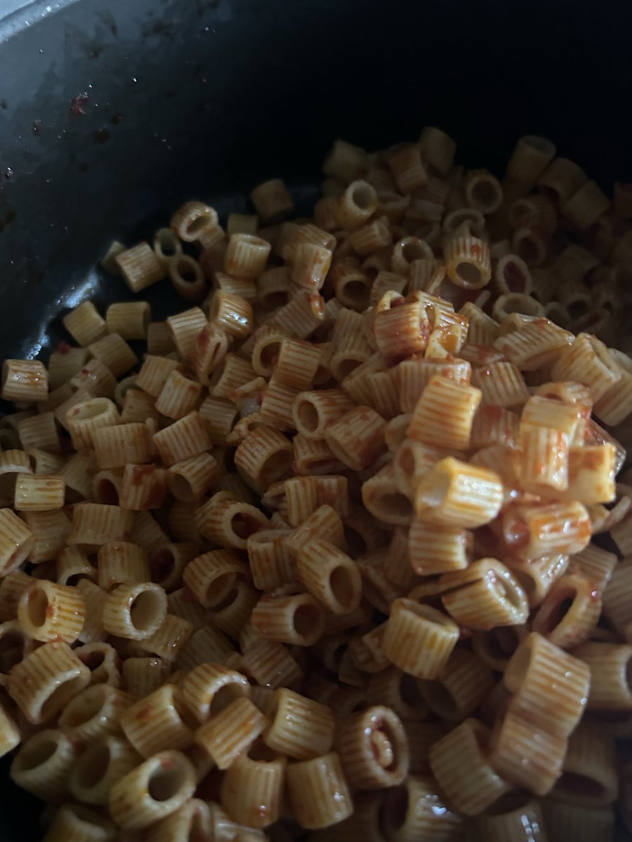 Bu gidişle oyumu ak partiye vereceğim ya hayırlısı. Herkese hayırlı iftarlar