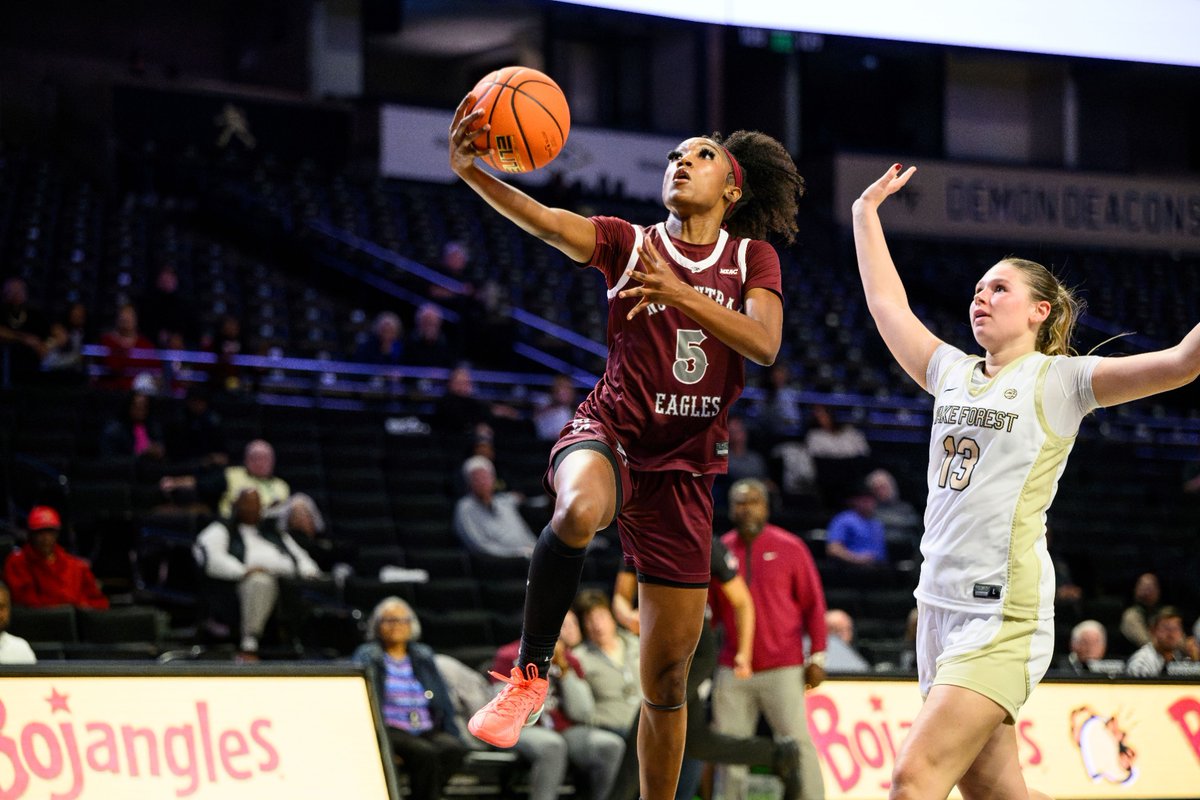NCCUAthletics's tweet photo. Following her father's path, Nia Young found a home at NCCU! Her dad is former Eagles' star David Young, who was selected in the 2004 NBA Draft! @NCCUWBB @TrayABC11 @GameDayCharlie @MEACSports @EliqueJenna @BonittaBest #EaglePride

Feature Story: https://t.co/BOQseAzEyW https://t.co/g9RywTrP4Y