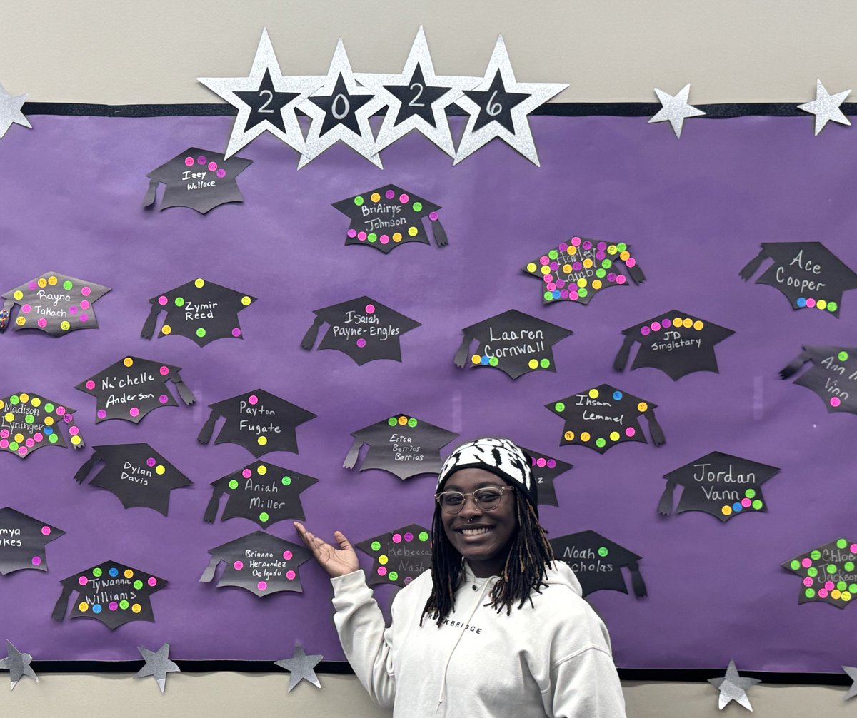 MVPMiddies's tweet image. CONGRATULATIONS TO MIDD STATE'S NEWEST 2026 GRADUATE, ANIAH MILLER!! 
#MiddieRising 
#Aniah_IsRising 
#MiddiePride 
#MiddStateGrad 
#MiddStateFamily
@RosaPTweets
@MMSMiddies
@MHSMiddieTweets