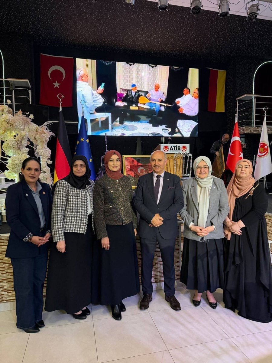 halimekayasp1's tweet photo. ATİB tarafından düzenlenen iftar davetine nazik davetleri ve misafirperverlikleri için teşekkür ederiz. Ramazan ayının manevi atmosferinde gerçekleşen bu anlamlı buluşma, birlik ve beraberliğimizi pekiştiren güzel bir vesile olmuştur. https://t.co/VvnHmd6pzf