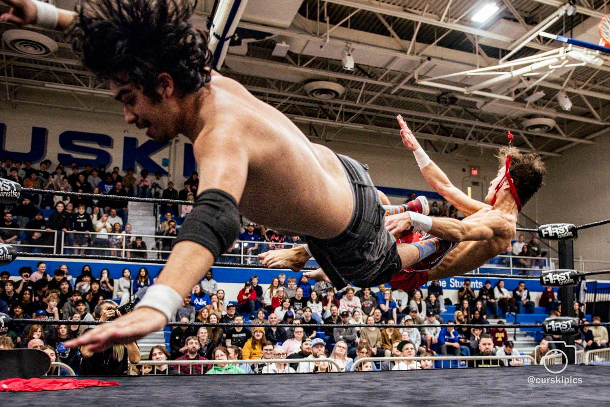CurskiPics's tweet photo. @f1rstwrestling Here are a few more from @F1rstWrestling's Huskie Rumble...
See them all here!
https://t.co/oTBf6EkQ7Q
#photography #f1rstwrestling #savhs #wrestling #prowrestling #minnesota #pentax https://t.co/s11lIDKiUu