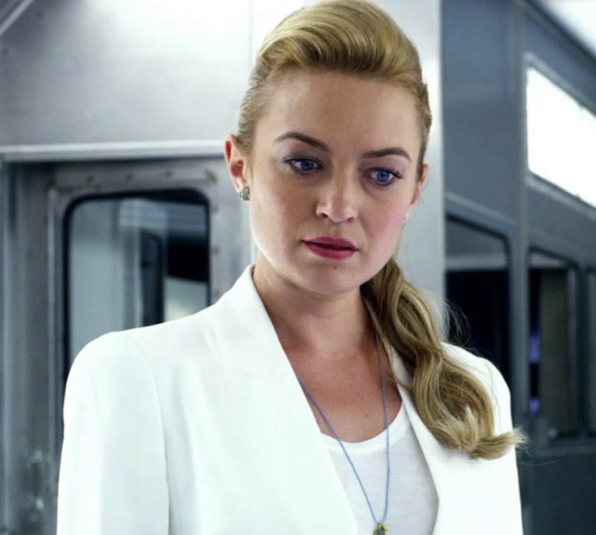 Sophia Myles tweet media