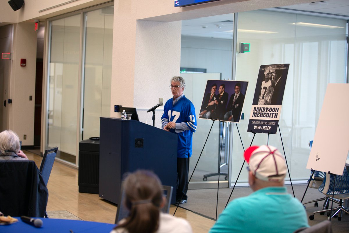 UTA Libraries tweet media