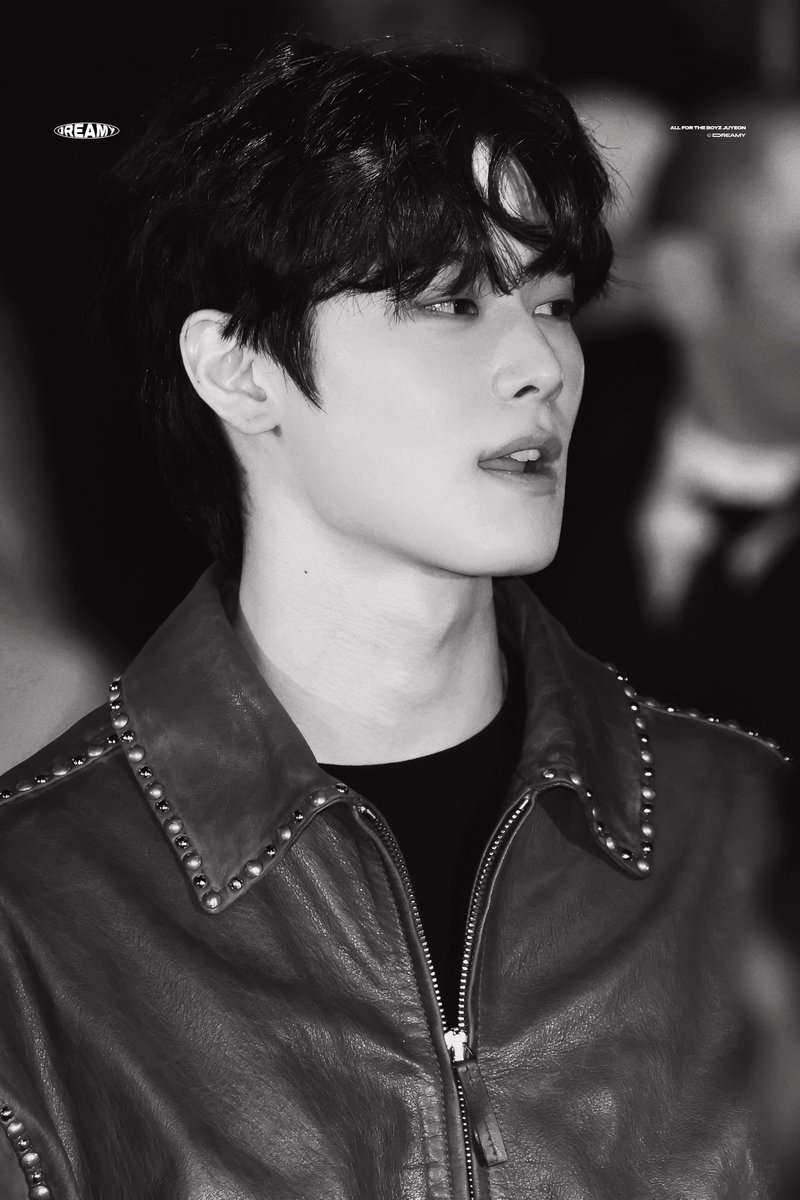 𝐃𝐑𝐄𝐀𝐌𝐘 tweet media