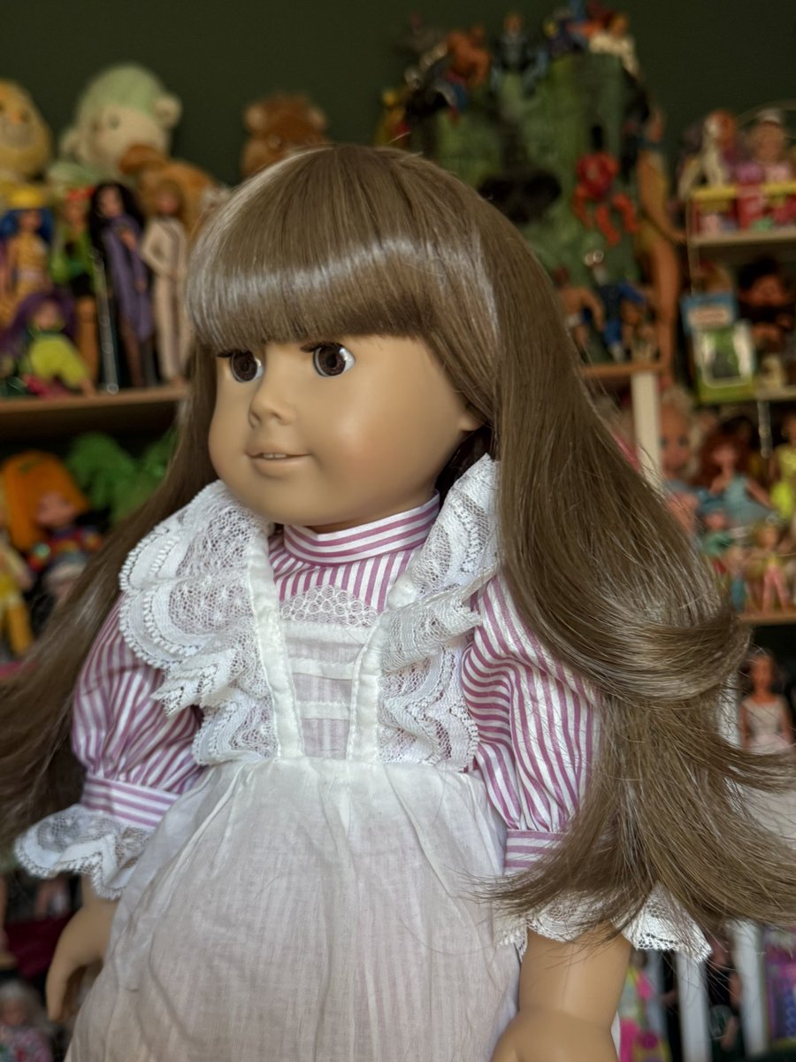 My 1988 Samantha doll
I love when her hair was this light brown color