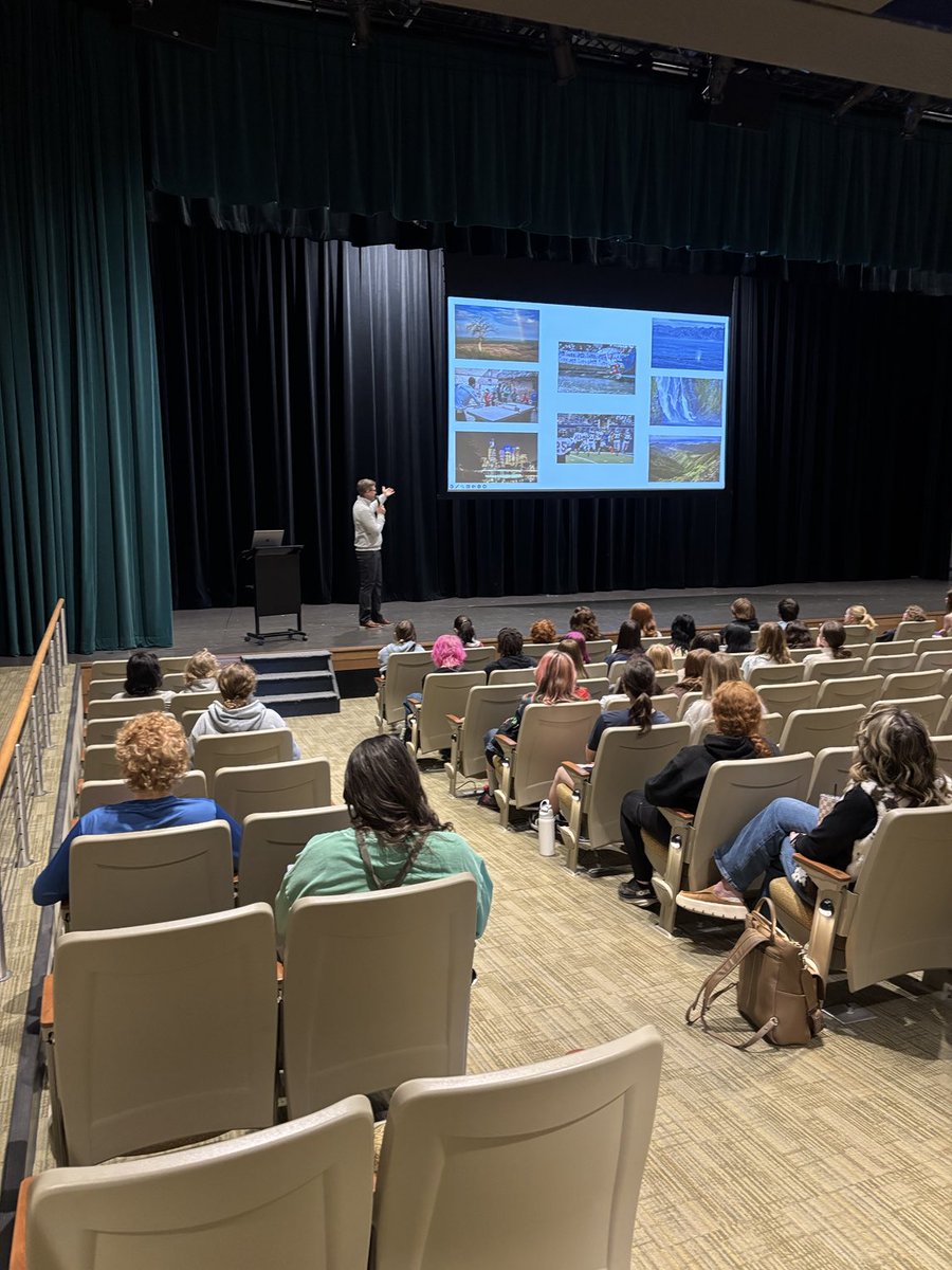 TravisMackey67's tweet photo. Distinguished Alumni Scott Rokis presents to our students about his experiences. https://t.co/flKi28mVvb