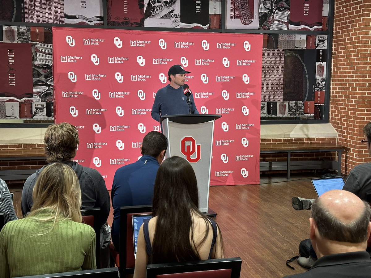 Parker Thune tweet media