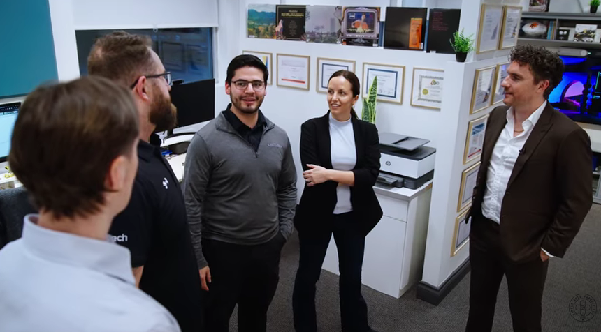 Limitless AV tweet media