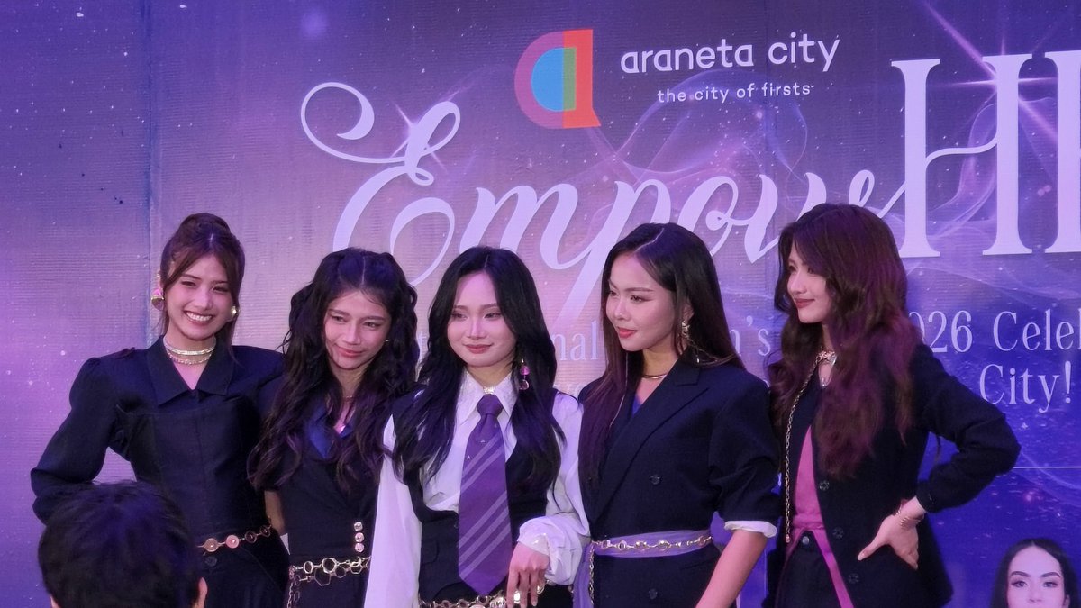 OTNine_Once's tweet photo. Them 🫶🏻💜 @angelahermoso__ @ChariceHermoso @charlottescrtr @sophiaamercado @KAIA_Members
#Kaia #StanKaia https://t.co/WrJAsGIcBE