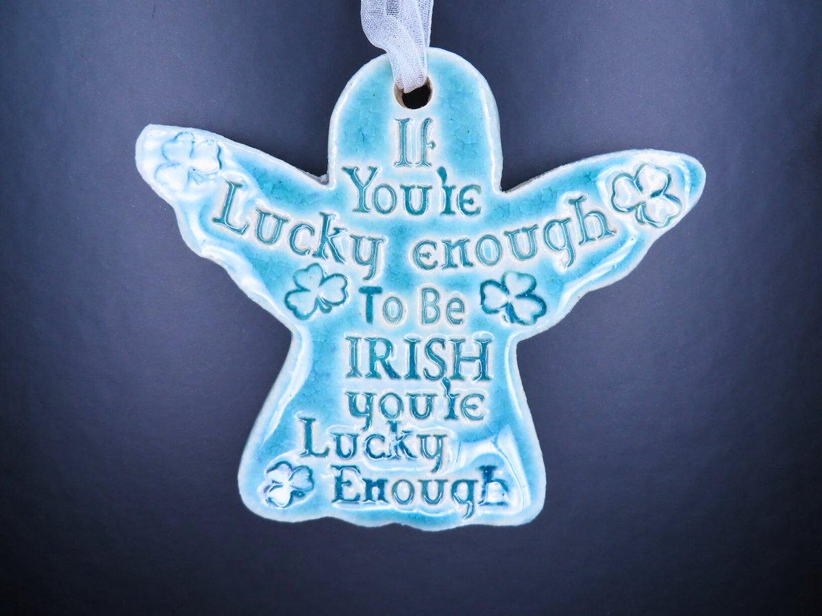 secondannstore's tweet image. ✨A few lucky finds🍀

From Irish-inspired keepsakes to emerald-toned jewelry, these pieces bring a little extra charm to the season.

Explore more one-of-a-kind treasures at
SecondAnnStore.com 

#SecondAnnStore #ShopWithSAS #LuckyFinds #VintageJewelry #StPatricksDayDecor