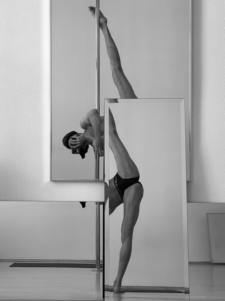 Olexxxii tweet media