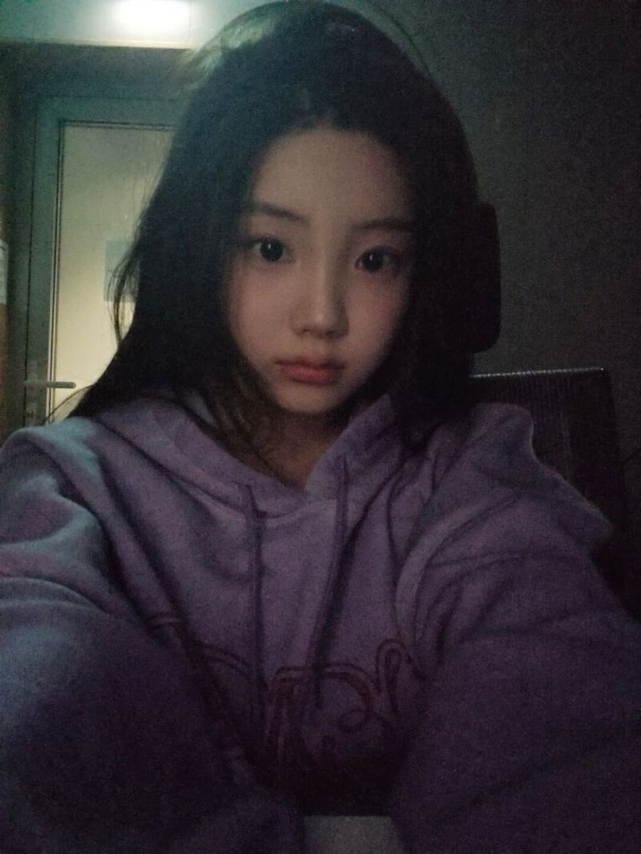 ๐ถ๐๐๐๐๐, qaura. โพ tweet media