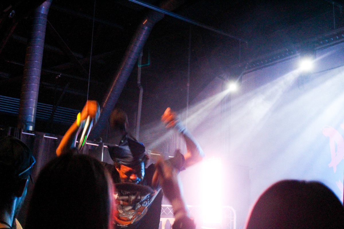 xBk Live tweet media