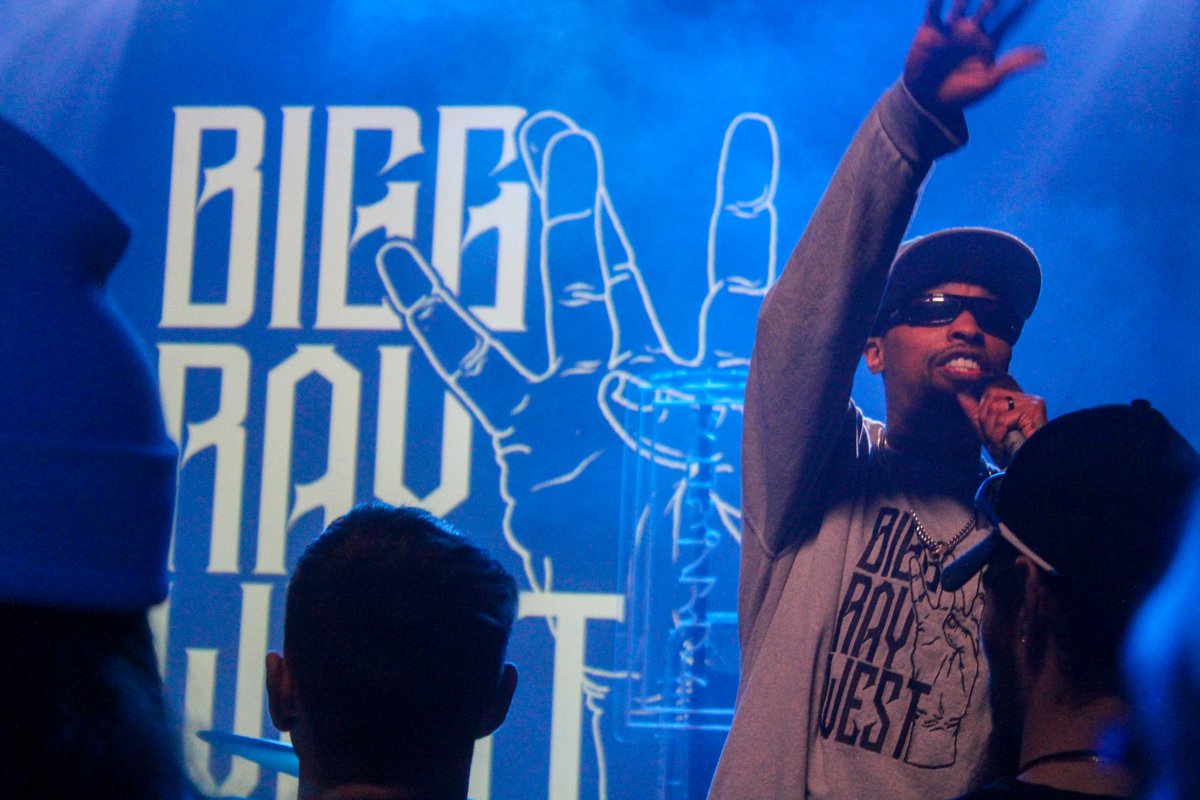 xBk Live tweet media