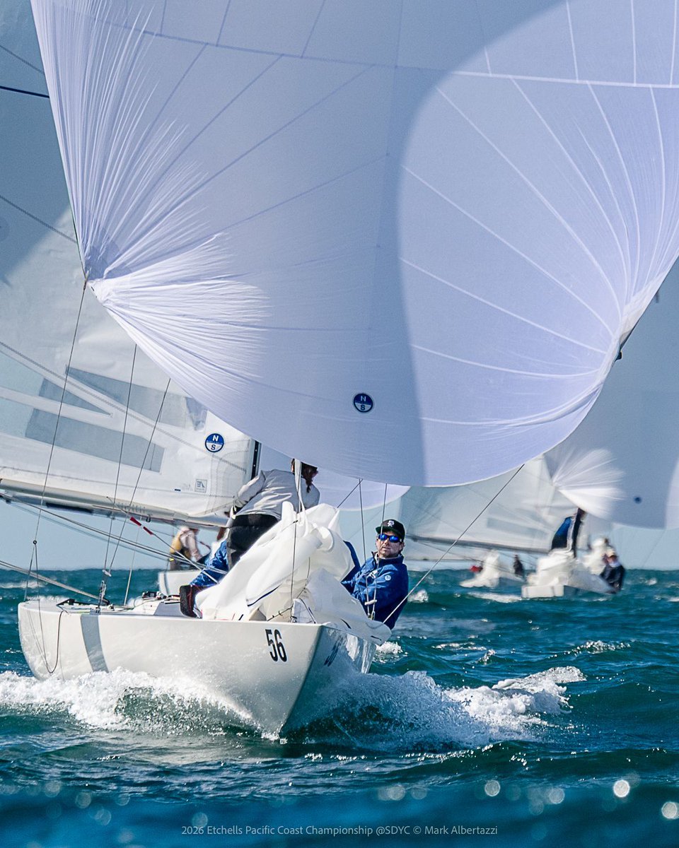 5️⃣2️⃣ joining us so far in San Diego for the 2026 Worlds Event. 4️⃣0️⃣ flying the Stars and Stripes, taking full advantage of an American host year. Going back a decade here are the previous 🥇 winners of our Etchells Fleet World Championships.

Who is ready to take the 👑 ?