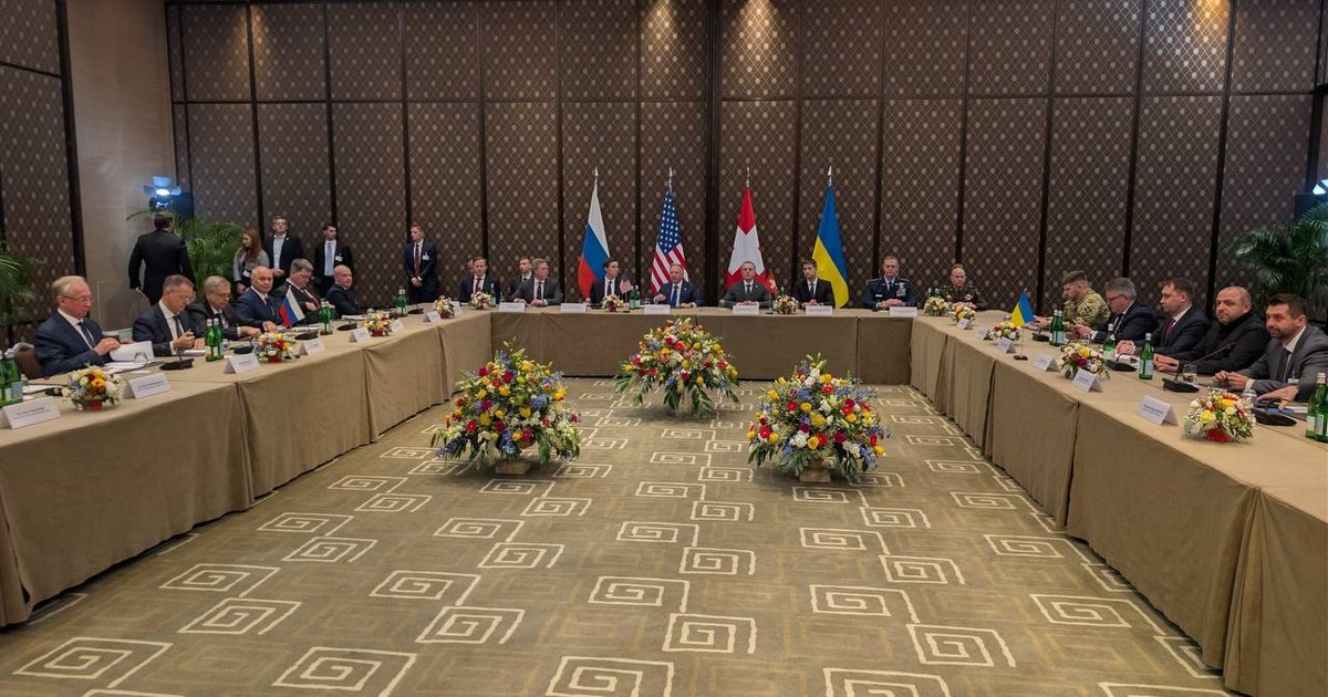 Фокус tweet media