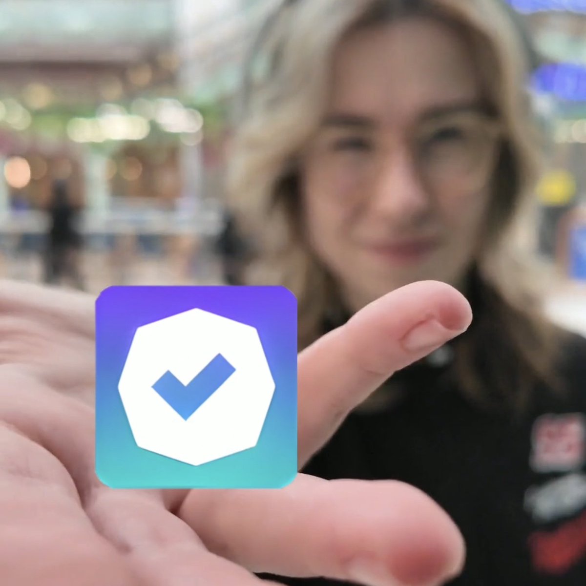 CHLOÉ🎮 Reine des pigeons 🐦 tweet media