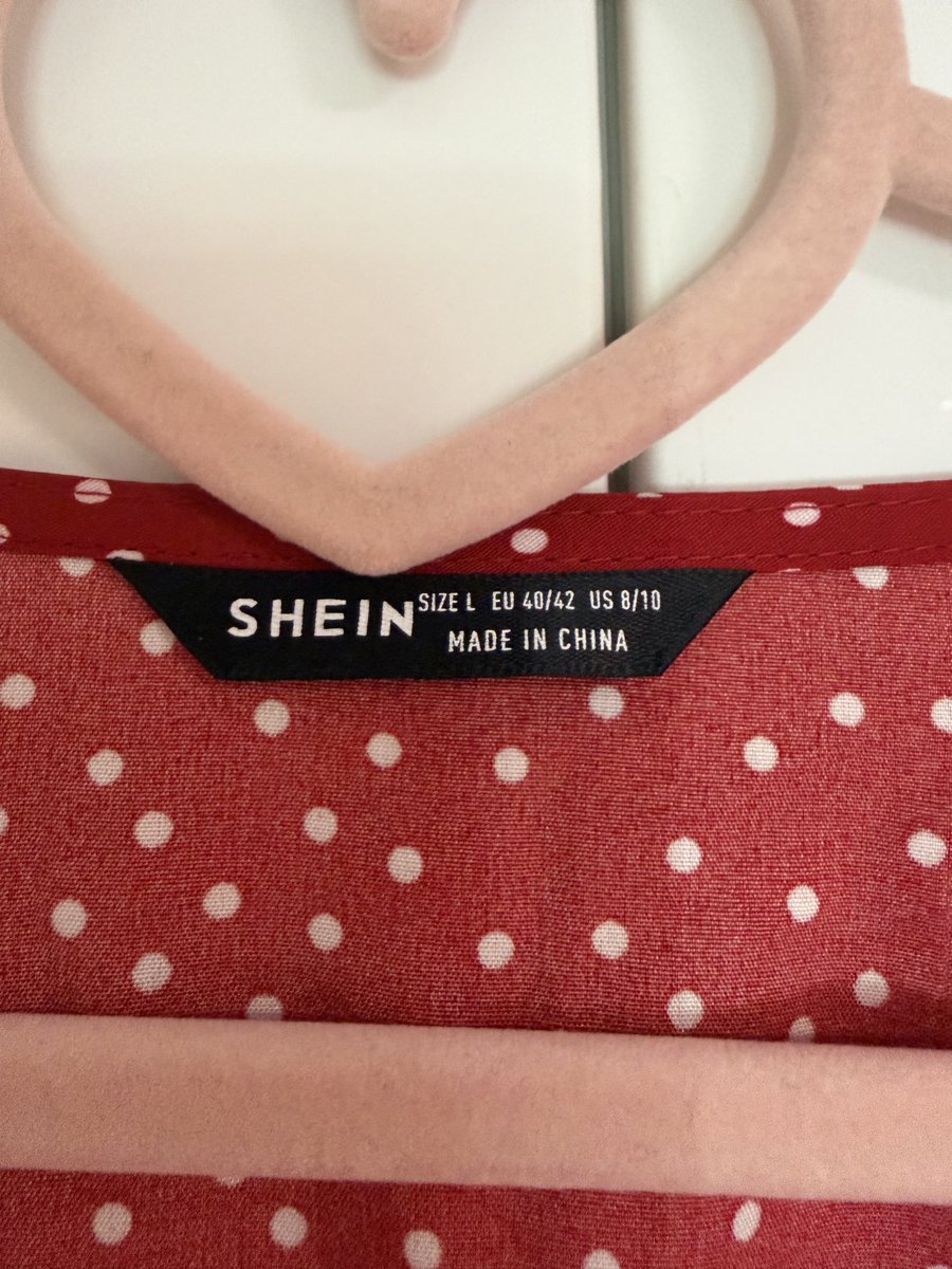 JessicaWbr19's tweet image. Hast du vielleicht Interesse an einem der Kleidungsstücke?🌺♥️

Beides Größe L

Wenn ja bitte anschreiben!🫶🏻

Teilen wäre super lieb von dir, danke♥️

#Shein #Verkaufen #Bluse #Kleid