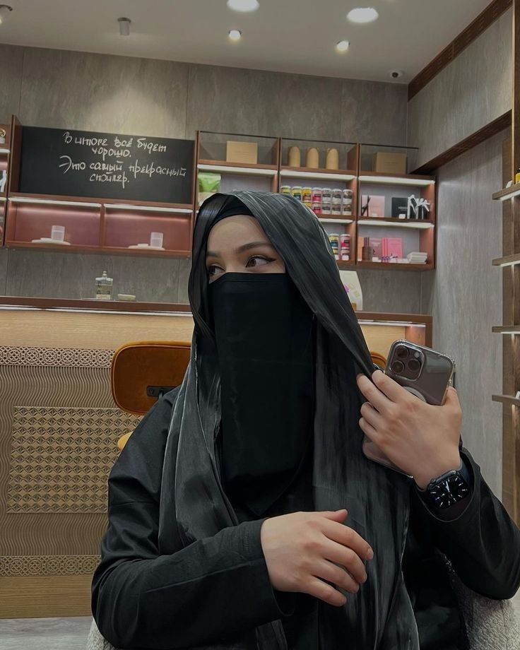 Justazzad's tweet photo. #hijabi #niqab https://t.co/iuP6LVBDcg