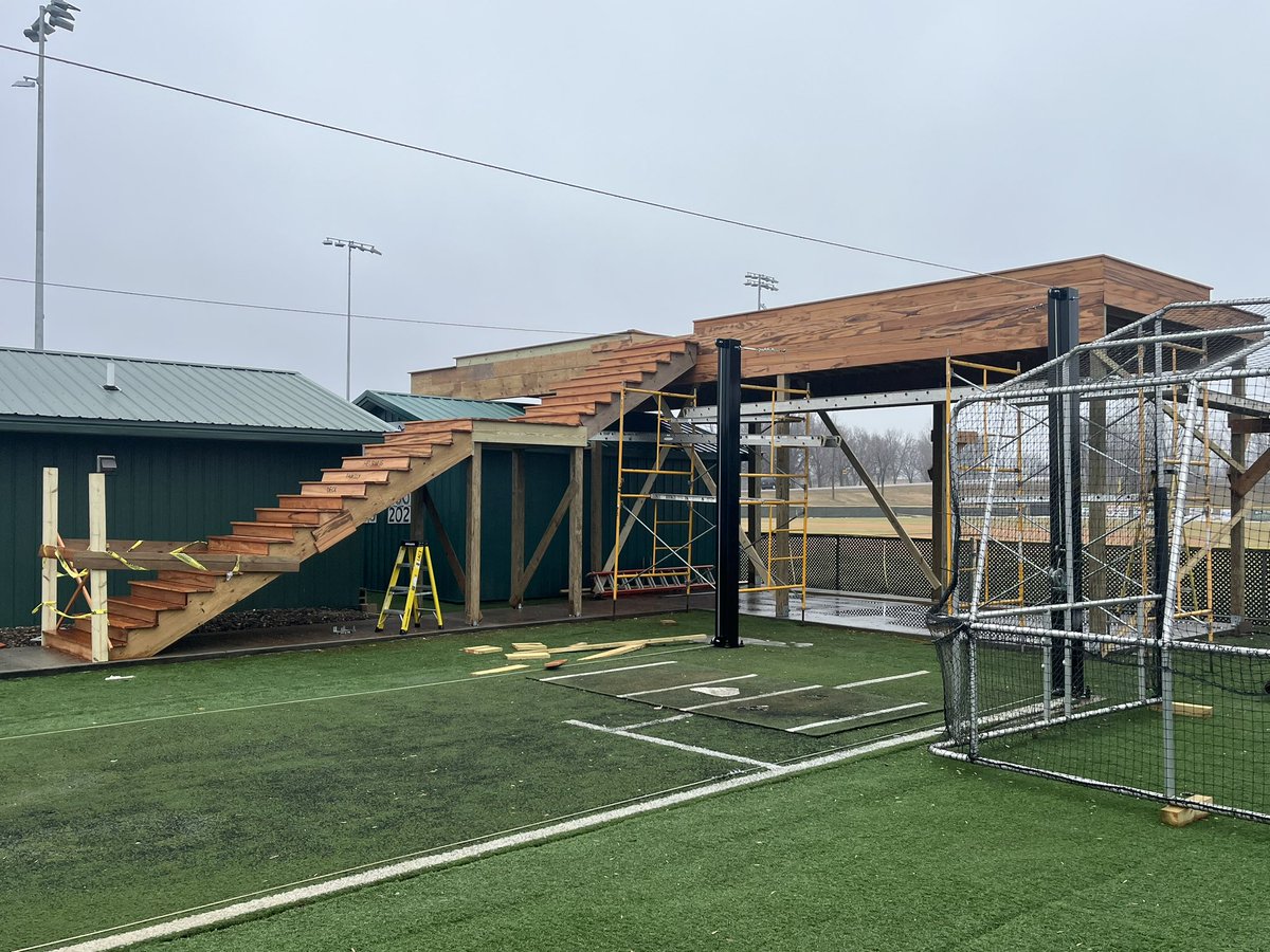 Avon Lakers tweet media