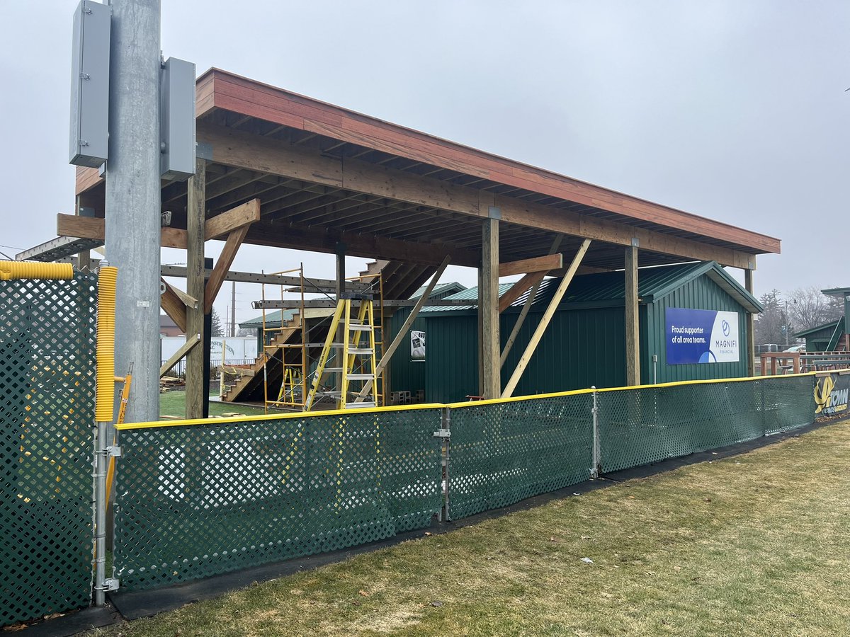 Avon Lakers tweet media