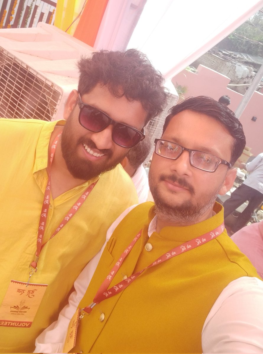 mayank170892's tweet photo. Meeting with whole @TheLallantop  team member @Siddhantmt   @saurabhtop @ktakshish, Rajat ji,sarwat fatima at the occasion of Inaugral ceremony of Mata prashad library at chamari village  district jalaun orai Uttar pradesh. It's a matter of immense pleasure for me spending time https://t.co/G7D5cIztMy