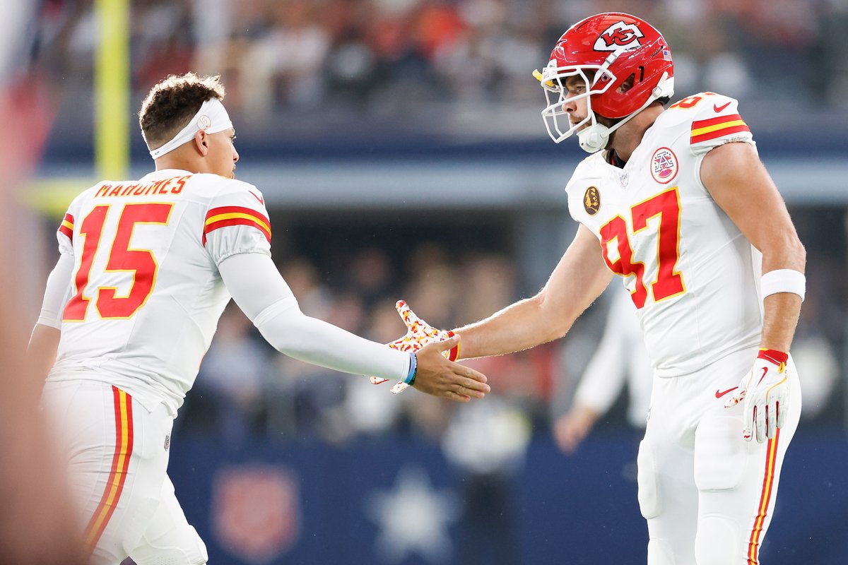 Chief Concerns tweet media