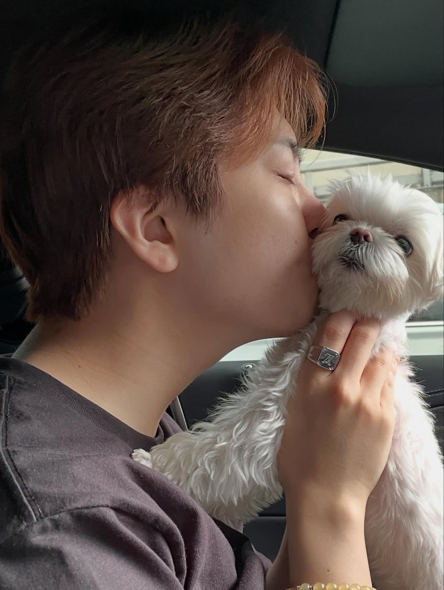 OT7Ahga Int Fanclub tweet media