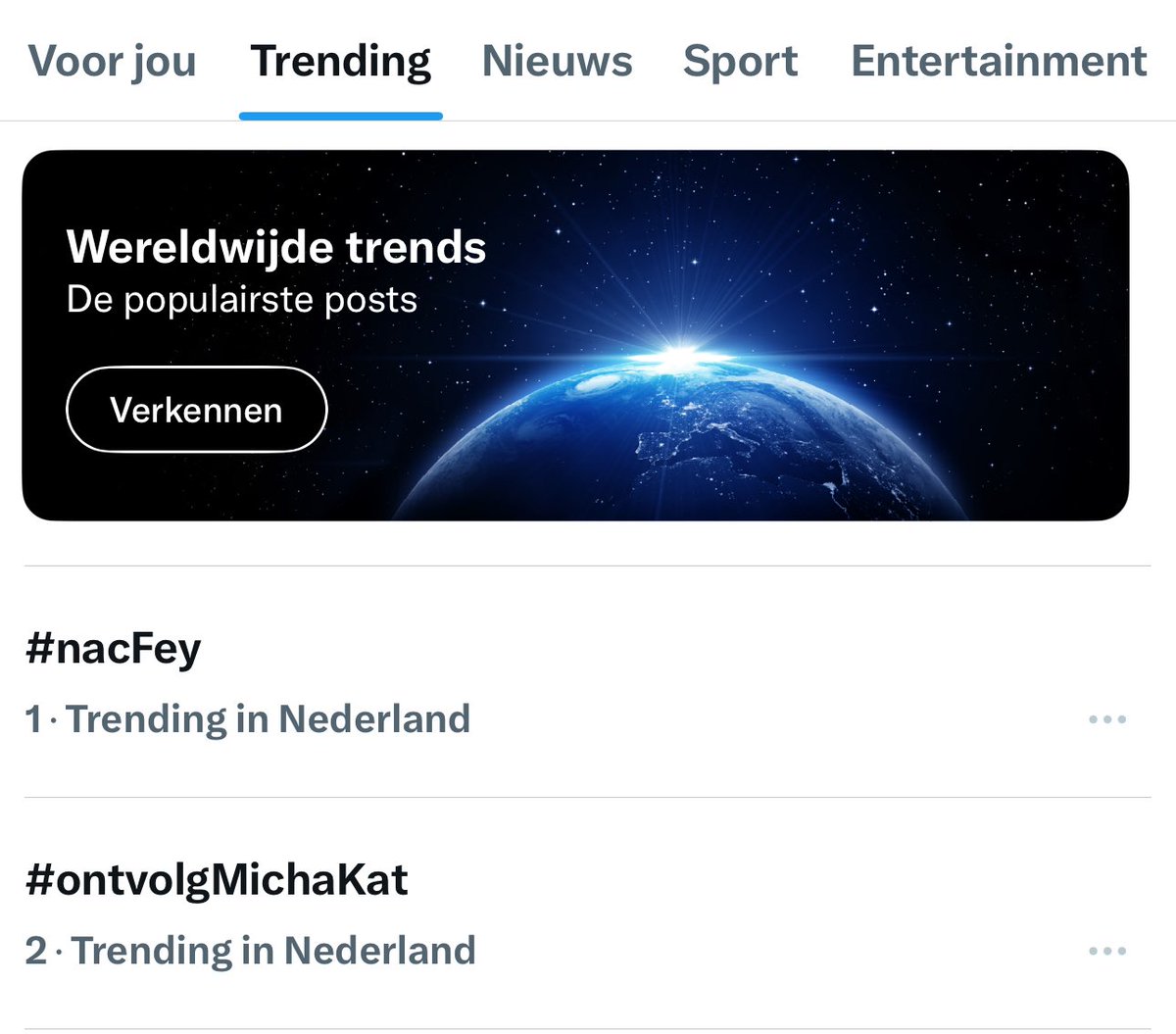 Nog één plaatsje omhoog, dat zou terecht zijn. 

Wat vinden jullie? #ontvolgMichaKat 

RT = ❤️