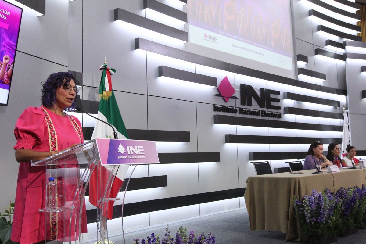 Rita Bell López V tweet media
