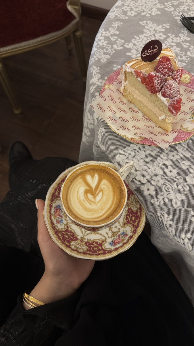 لانـا tweet media