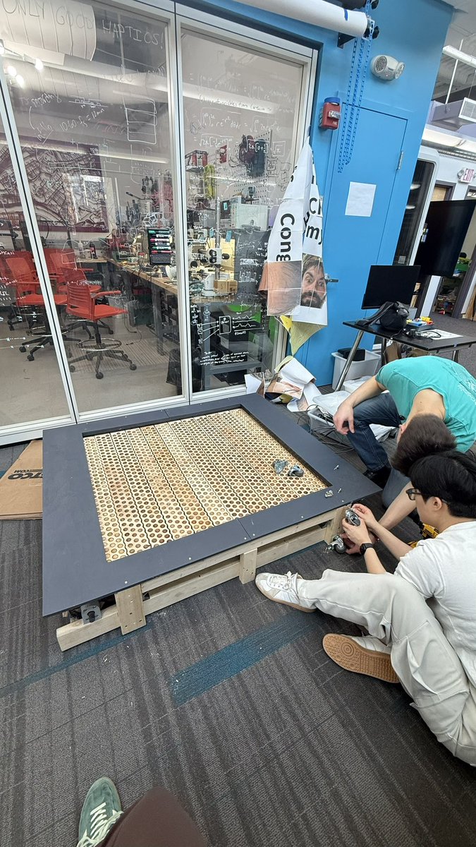 Chloe Nguyen ⁂ 𓊝 tweet media