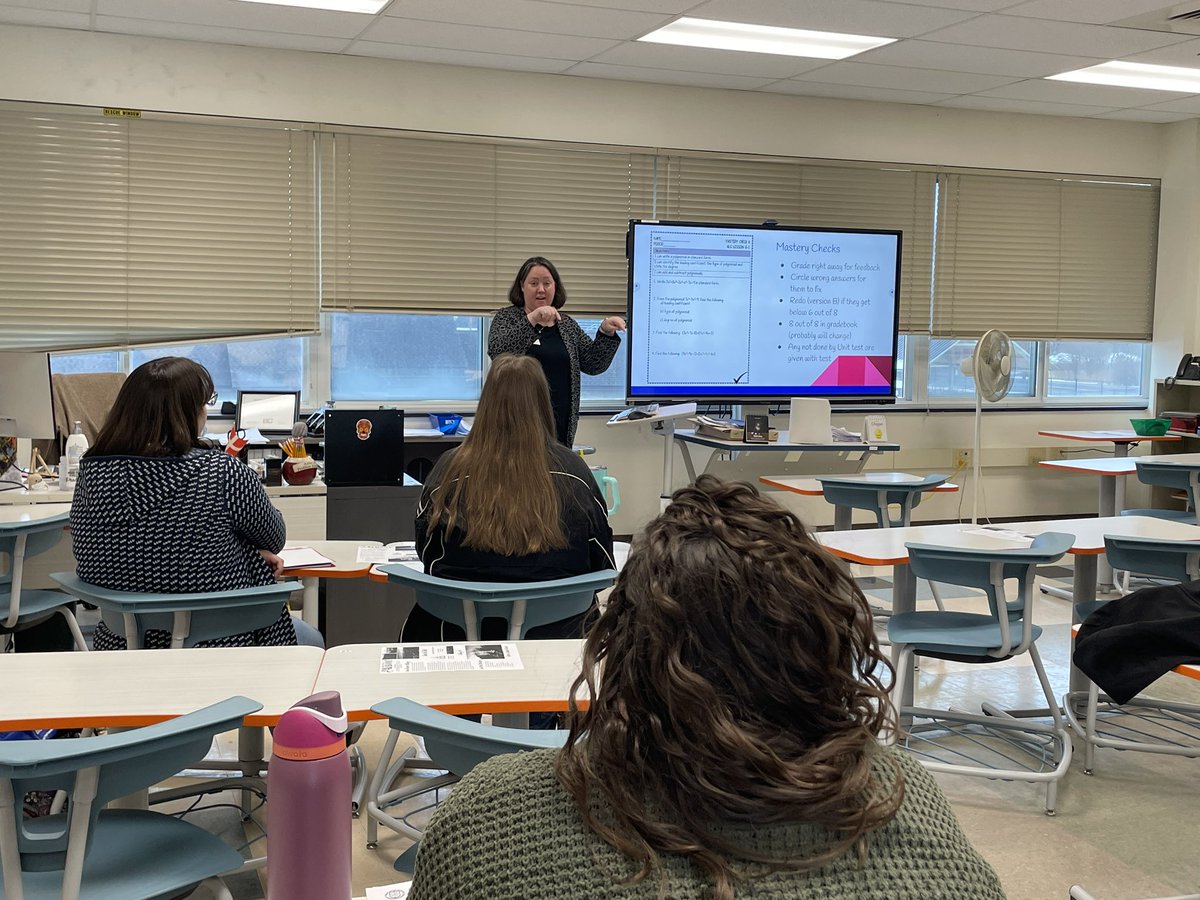 hudson_area's tweet photo. Great Presentations for our final time slot, Session 3 (Photo Set #3)

Post your photos from your experience at the Confercne at #HMVAMC2026 https://t.co/jN5Krsyksb