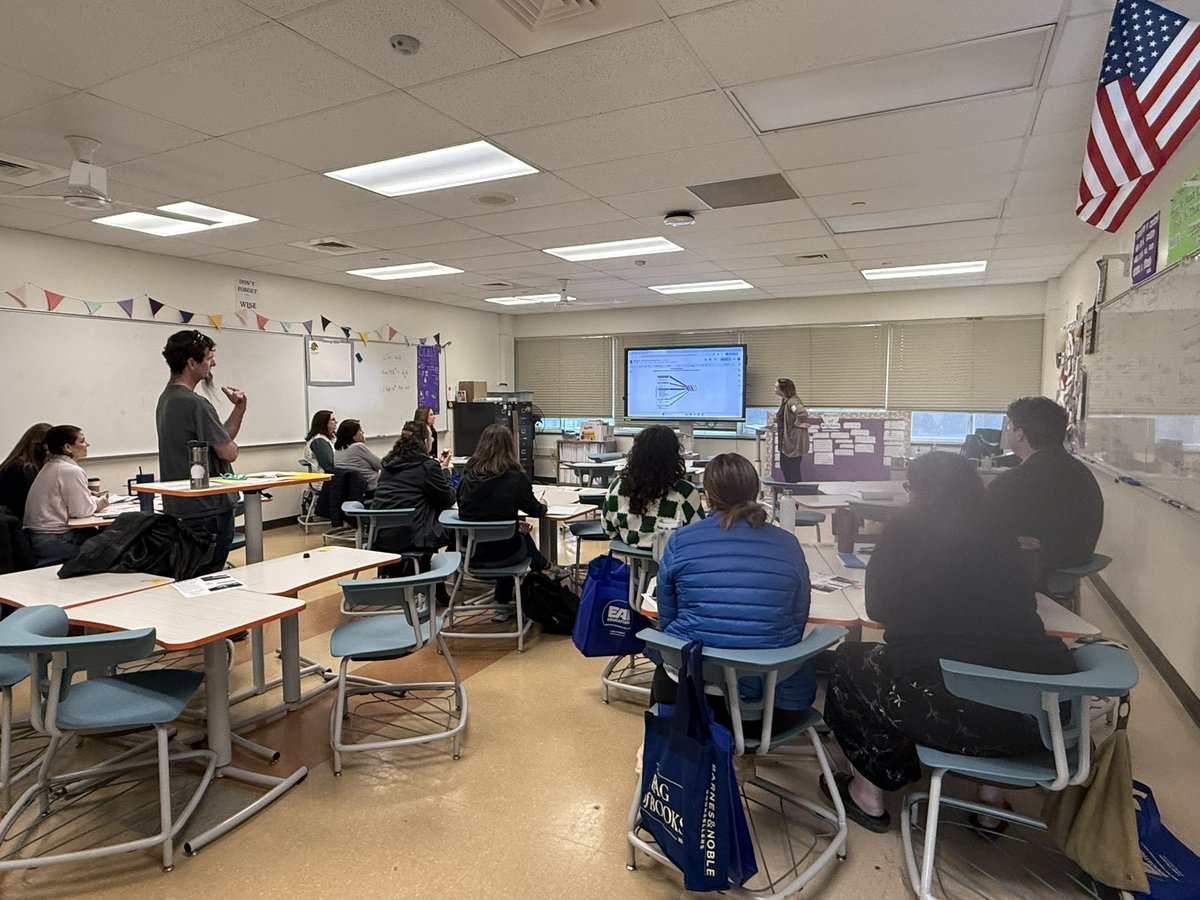hudson_area's tweet photo. Great Presentations for our final time slot, Session 3 (Photo Set #4)

Post your photos from your experience at the Confercne at #HMVAMC2026 https://t.co/LS1nf7NR1R