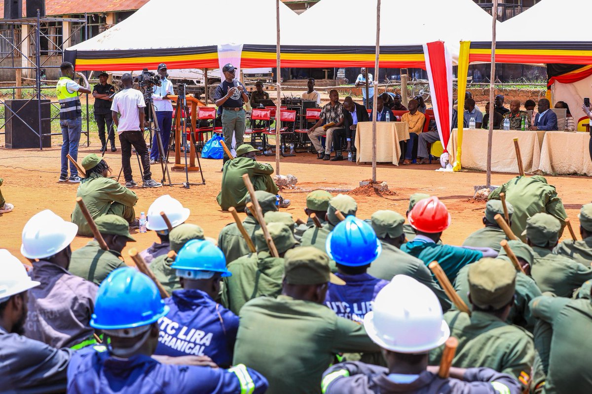 Denis Hamson Obua tweet media