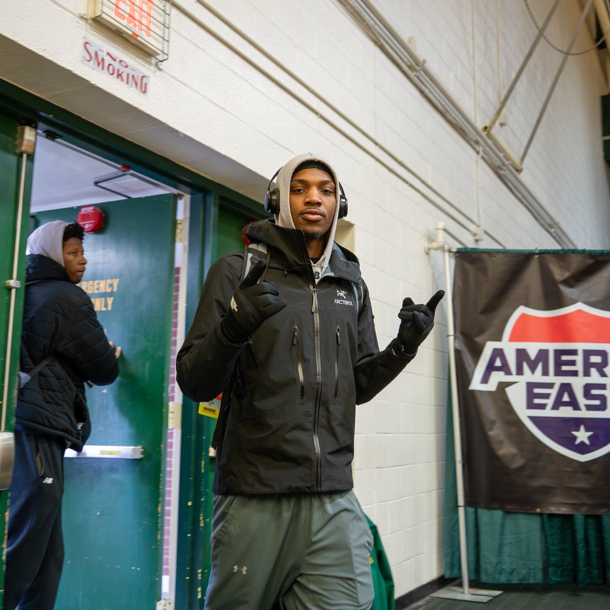 Bryant Men's Basketball tweet media