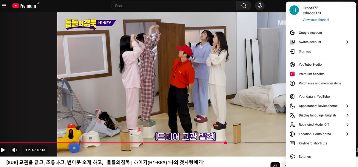 Hrootv's tweet photo. So much fun, and this scene I think H1-KEY's idea to get taller stole the scene! #돌들의침묵_H1KEY #H1KEY #하이키 #나의첫사랑에게 https://t.co/Ovrc1B5AZt