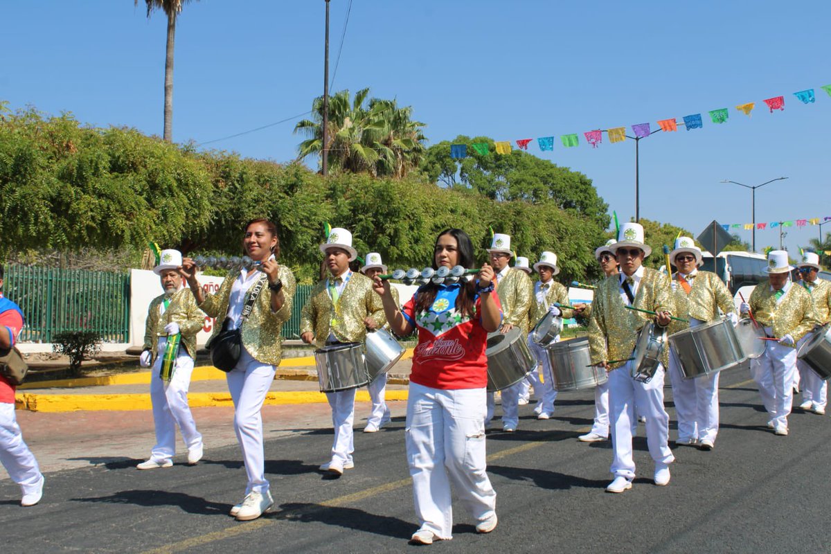 ¡Ya arrancó la fiesta del deporte popular en Tecomatlán!

Miles de deportistas se reúnen en la cuna del antorchismo nacional para la gran inauguración de la XXII Espartaqueada Deportiva Navional, las justas deportivas no gubernamentales más importantes y grandes del país🏅🚵🏻‍♀️🏃🏻‍♂️🤾🏽‍♂️