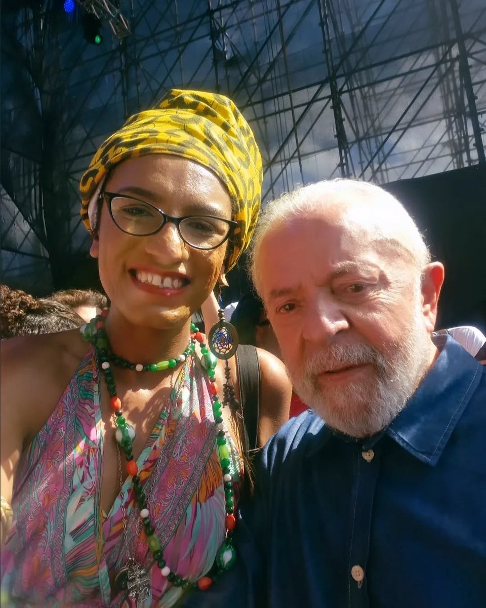 PSOL decide por unanimidade apoiar Lula com coligação, mas renova federação com a Rede. Eh uma grande vitória!