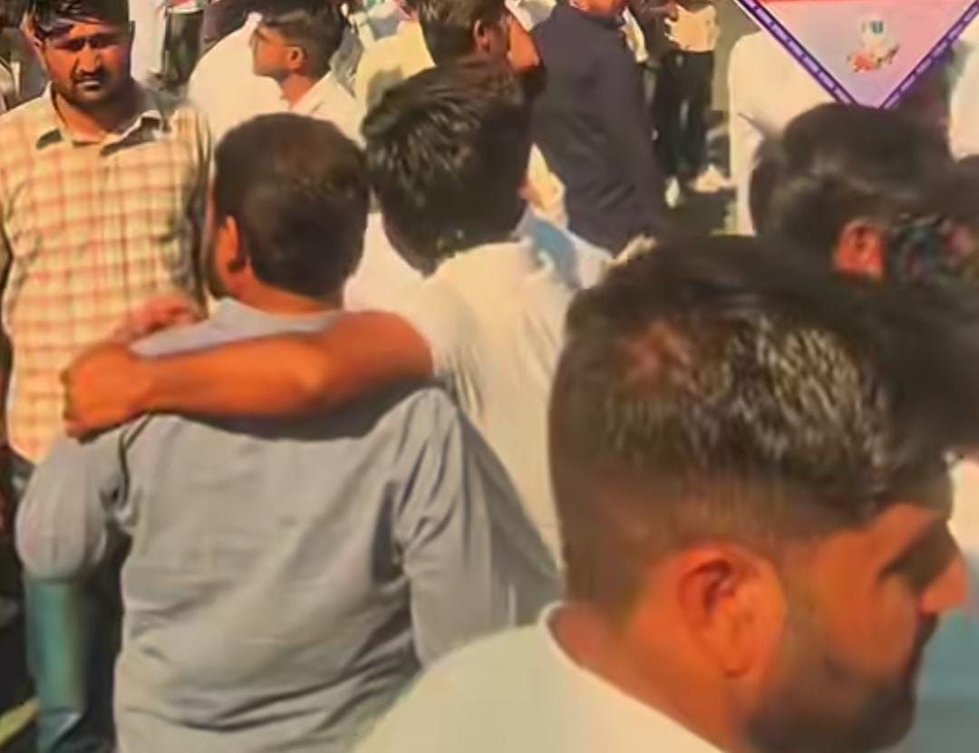 बड़े भाई विनोद जाखड़ जी के NSUI के राष्ट्रीय अध्यक्ष बनने के पश्चात प्रथम बार जयपुर आगमन पर स्वागत !!
#अरुणशर्मादिवराला
#प्रदेशमहासचिवNSUIराजस्थान 
<a href="/VinodJakharIN/">VINOD JAKHAR</a> <a href="/DrRKSOfficial/">Dr.Rajkumar Sharma</a> <a href="/nsui/">NSUI</a> <a href="/NSUIRajasthan/">NSUI Rajasthan</a>