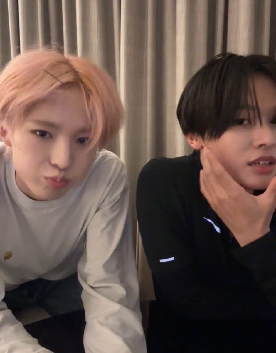 ㄹㅋ라방 올출러 유유시좌
오늘도 굳건하네