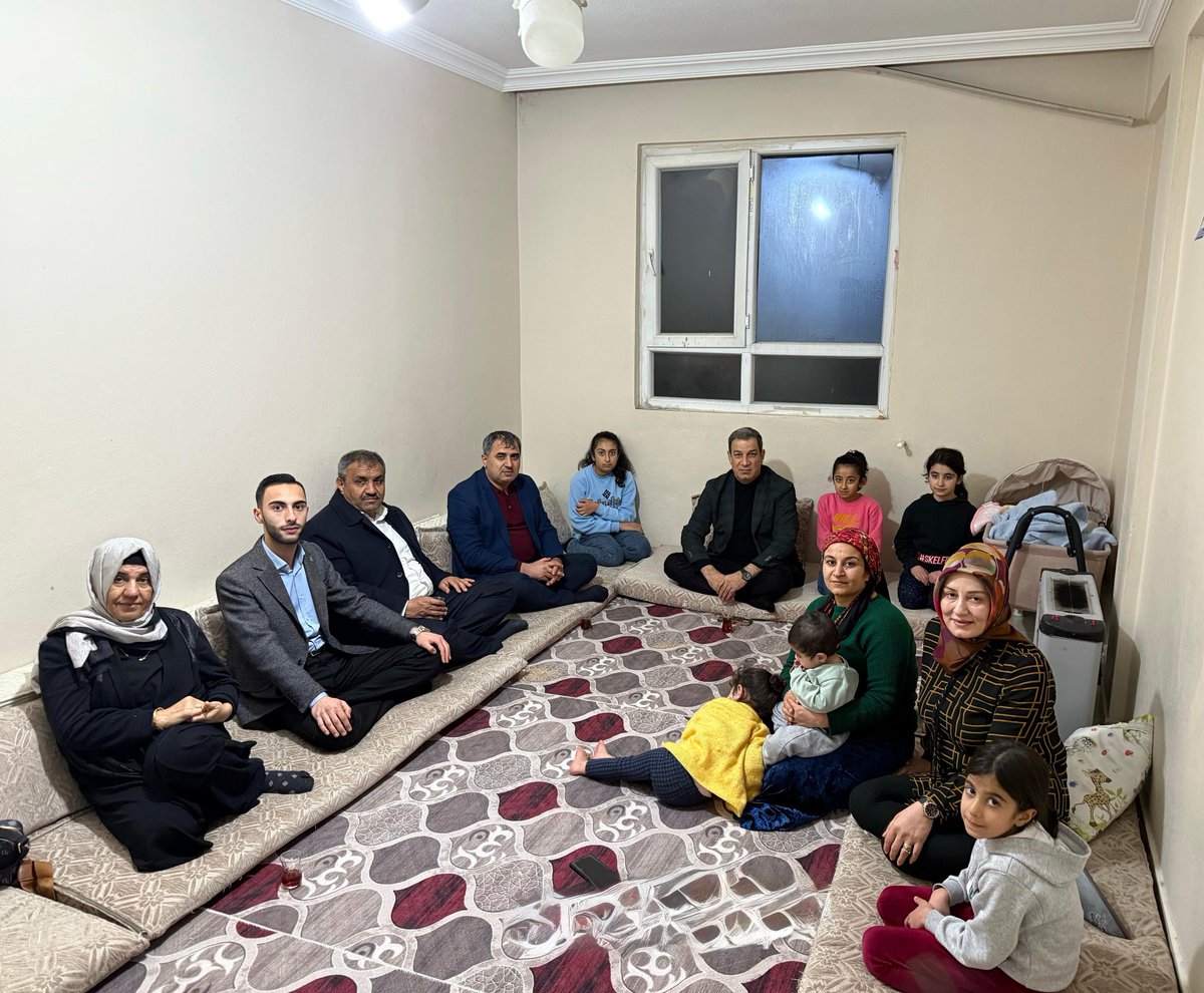 Ramazan, birlik ve beraberliktir, kardeşliktir, gönüllerin birleştiği mübarek bir aydır.🌙

Ramazan ayının rahmeti, bereketi ve kardeşlik ikliminde, Son İl Genel Meclis Başkanımız <a href="/mustafayavvuz/">Mustafa Yavuz</a> ile birlikte hemşehrilerimizin gönül sofralarına konuk olduk. Hasbihal ettik, gönül