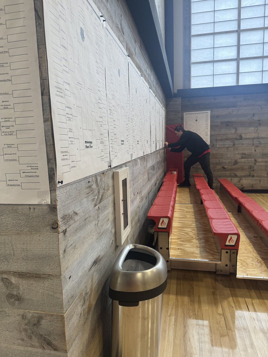 Lisa Van Wyk tweet media