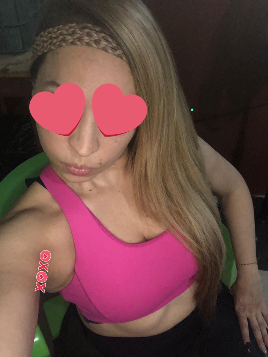 Reiven24630828's tweet photo. Hola👋🏻👩🏼Chicos Bellos #Tapachula 💁🏼‍♀️📲962 470 55 25 no te arrepentirás de conocerme y pasarla divino 💄💋#ColombiaDecide2026 #ColombiaMagnífica https://t.co/KtIRgFVsYW