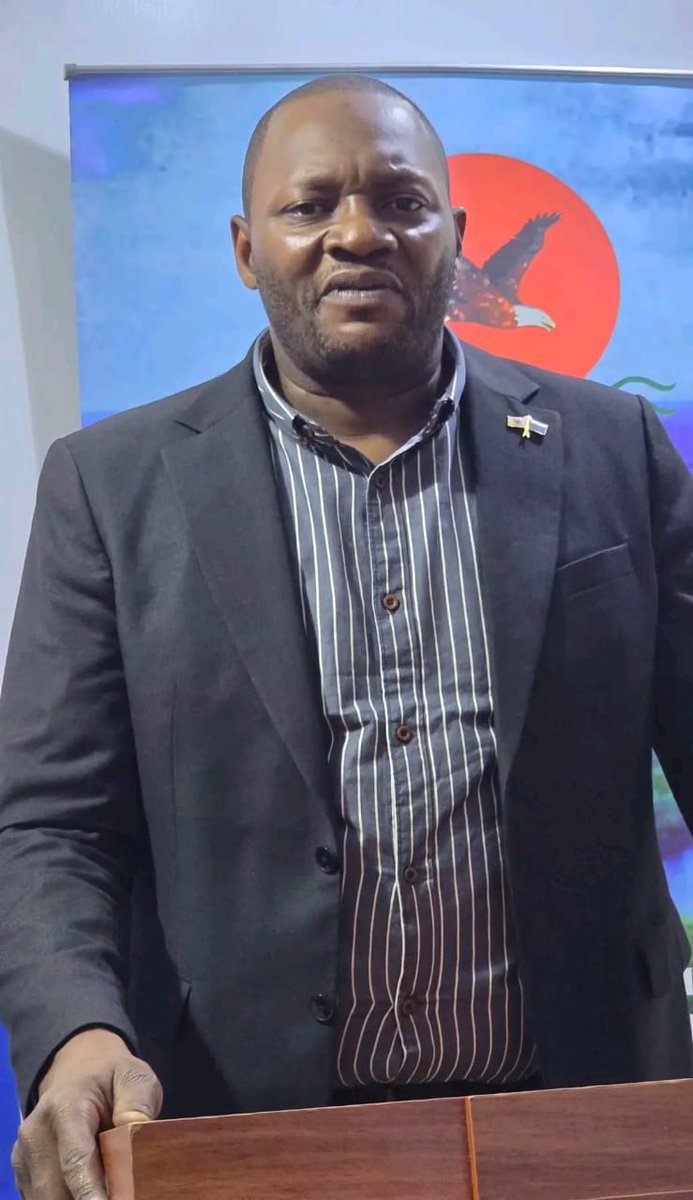 Dans une interview exclusive accordée à l'agence de presse Reuters, <a href="/LawrenceKanyuka/">Lawrence KANYUKA</a> porte-parole politique de l'#AFC/#M23 indique que le gouvernement congolais n'a pas seulement violé le cessez-le-feu auquel il s'est récemment engagé mais a également violé la convention