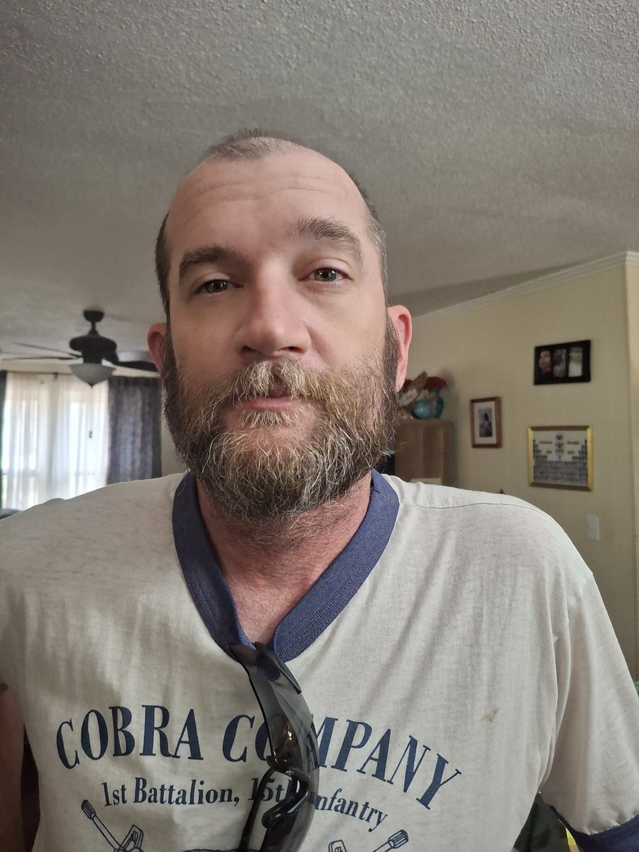 LadyLaursen1925's tweet photo. Help a veteran out! The VA wouldn't get him medical care, and when we were forced to get him treated outside their help, they refuse to pay for it! #CombatVet #Veteran #IranIsraelWar #MedicalBills #MedicalCare @gofundme @elonmusk @ShawnRyan762
https://t.co/SLw7csmKr9 https://t.co/Bm5vzYPFDT