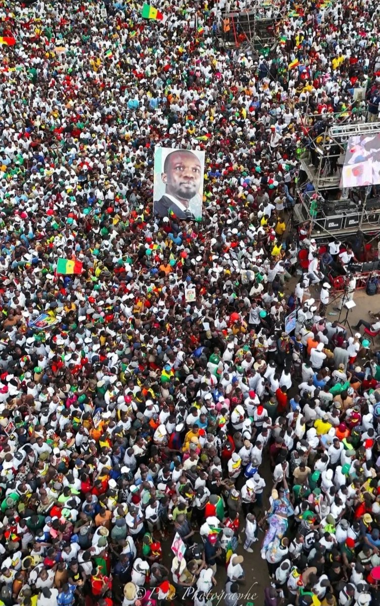 amuyakar_Ndoy's tweet image. Malgré les tentatives de division, le #PASTEF demeure un bloc uni.
Loin de faiblir, les militants ont resserré leurs rangs autour d’Ousmane #Sonko. Cette épreuve a paradoxalement raffermi notre #détermination et notre #engagement collectif. La cohésion triomphe des manœuvres. 🇸🇳