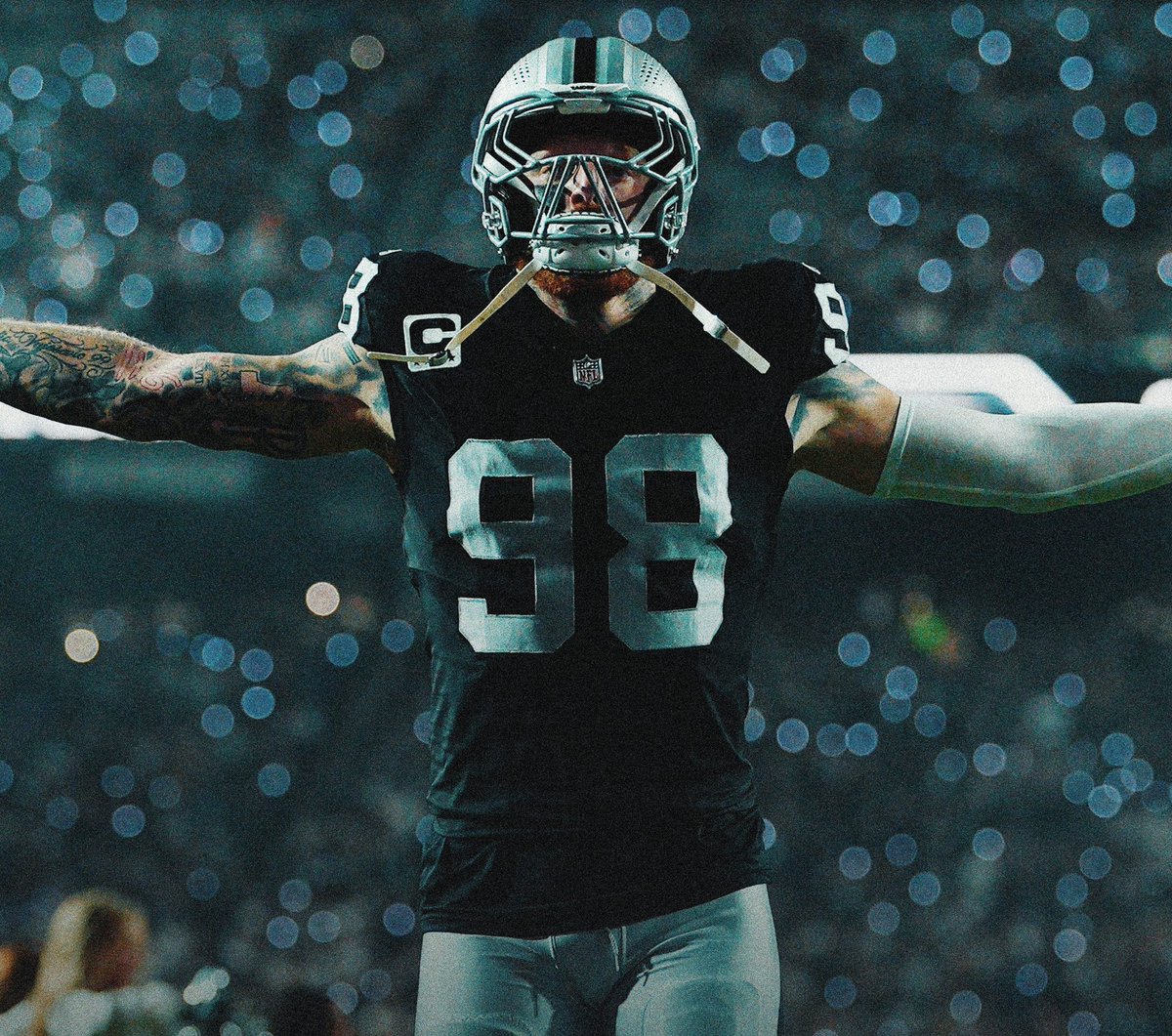 LVRaidersMex's tweet photo. Maxx Crosby es de esos jugadores que te encuentras una vez cada muchos años

Su mentalidad, su pasión, su entrega...son cosas únicas que no todos están dispuestos a demostrar

Él fue la definición de "Commitment to Excellence"

Se le extrañará muchísimo en el Negro y Plata https://t.co/du8u0rBY8y