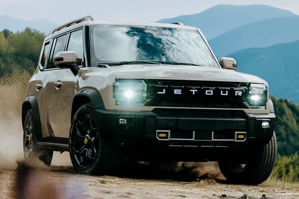 ‏ فالكون tweet media