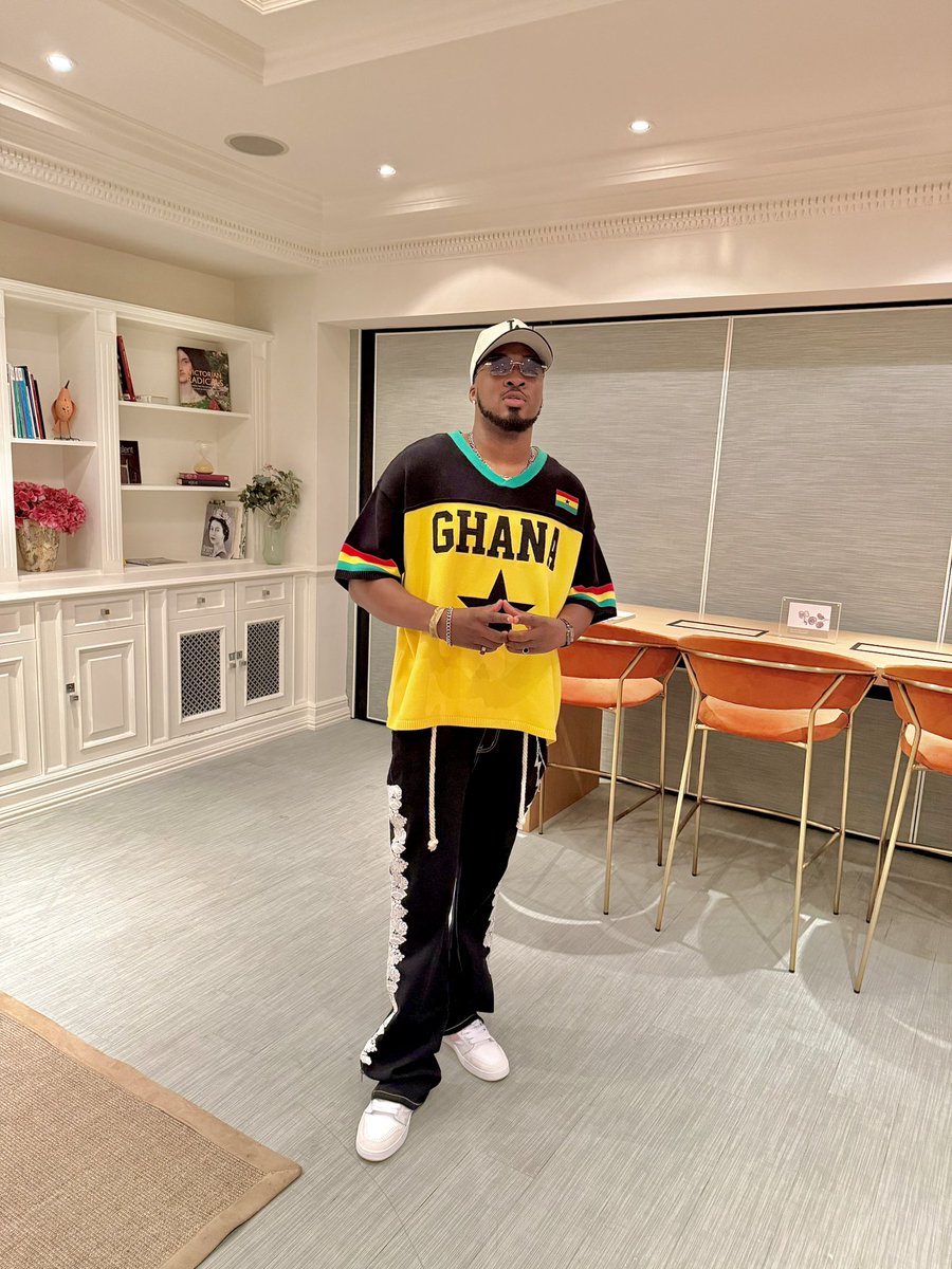 djmillzygh's tweet image. I was so proud to be Ghanaian last night 🇬🇭 thank you @sarkodie for making us this proud again🐐 see y’all next year at the O2 Arena. #RapperHolicUK26